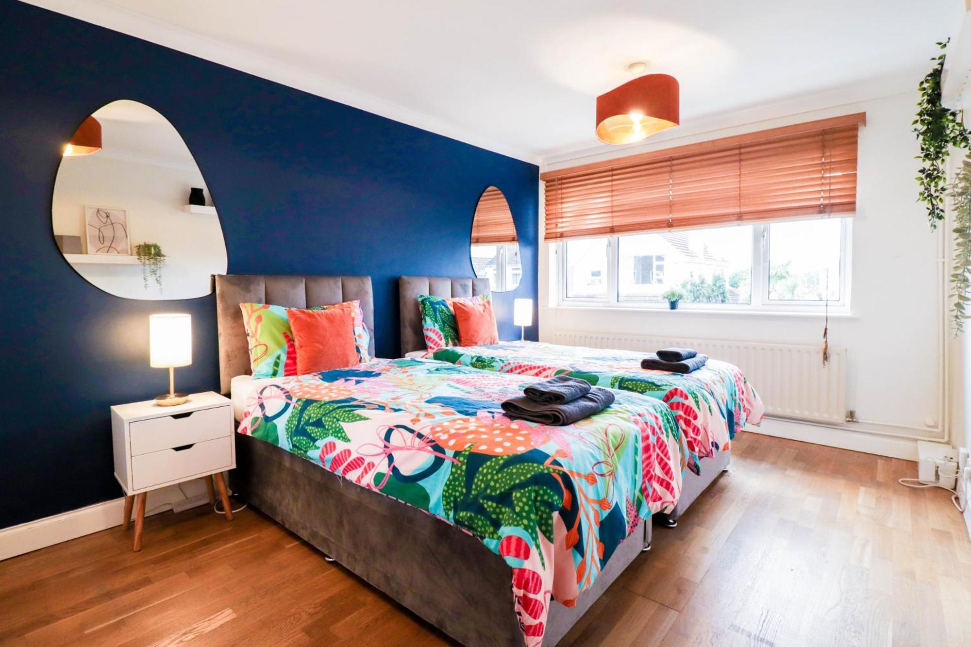 Apartment Perfect 2 Bedroom Flat Heathrow, Free Parking